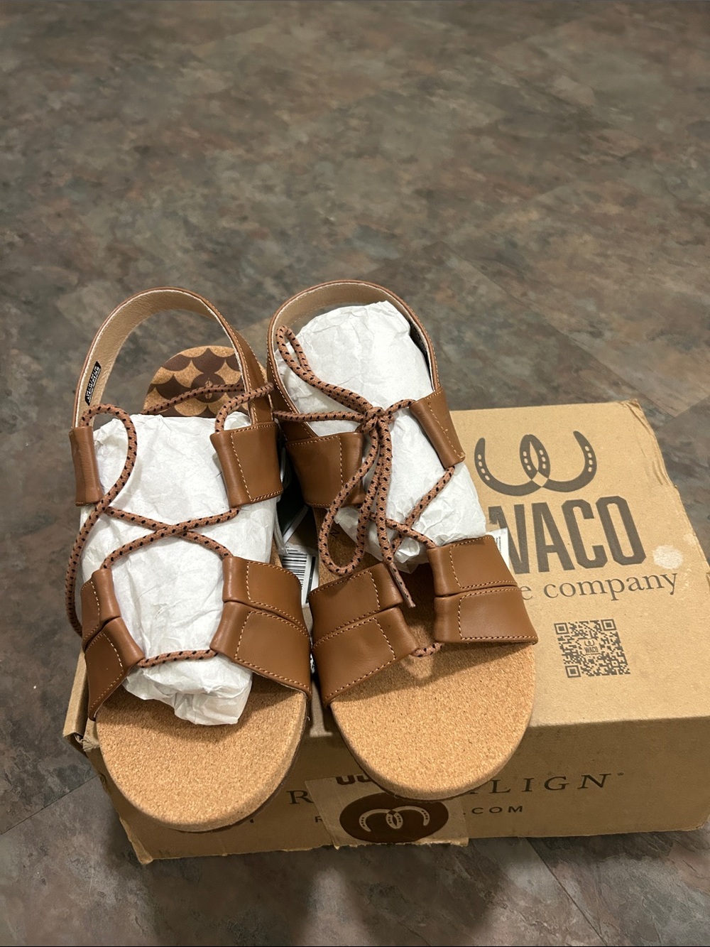 WACO size 9.5 LEATHER Sandals BRAND NEW IN BOX